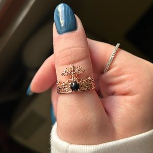 Bomb Party - Queen Bee Bringback Ring